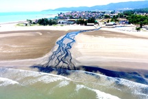 Chính thức đo độ ô nhiễm vụ xả thải "đen ngòm" cả một vùng biển