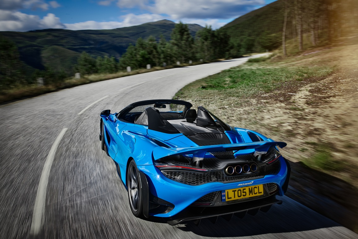 Khám phá những con số biết nói bên trong siêu xe McLaren 765LT Spider - 10 Khám phá những con số biết nói bên trong siêu xe McLaren 765LT Spider - 10