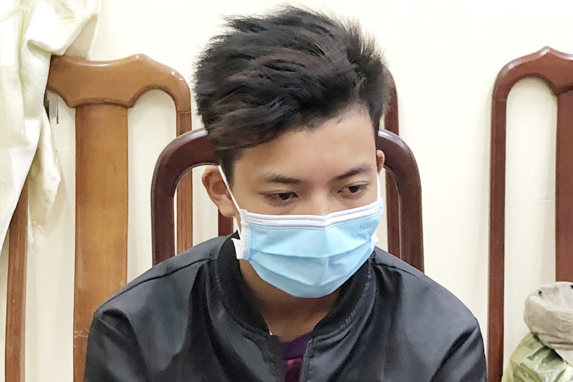 Thanh niên 17 tuổi giết, cướp tiền của cụ ông 90 tuổi - 2 Thanh niên 17 tuổi giết, cướp tiền của cụ ông 90 tuổi - 2