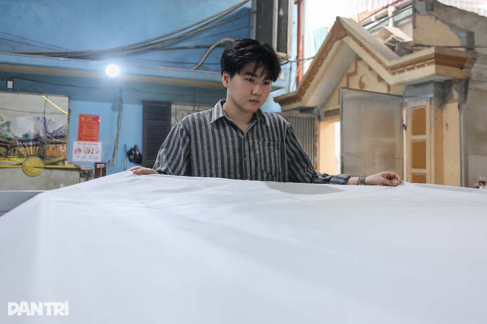 Truyền nhân Gen Z dùng công nghệ, đu concert giữ nghề quạt trăm năm - 6