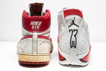 Đôi giày thể thao của Michael Jordan sẽ được bán đấu giá hơn 12 tỷ đồng
