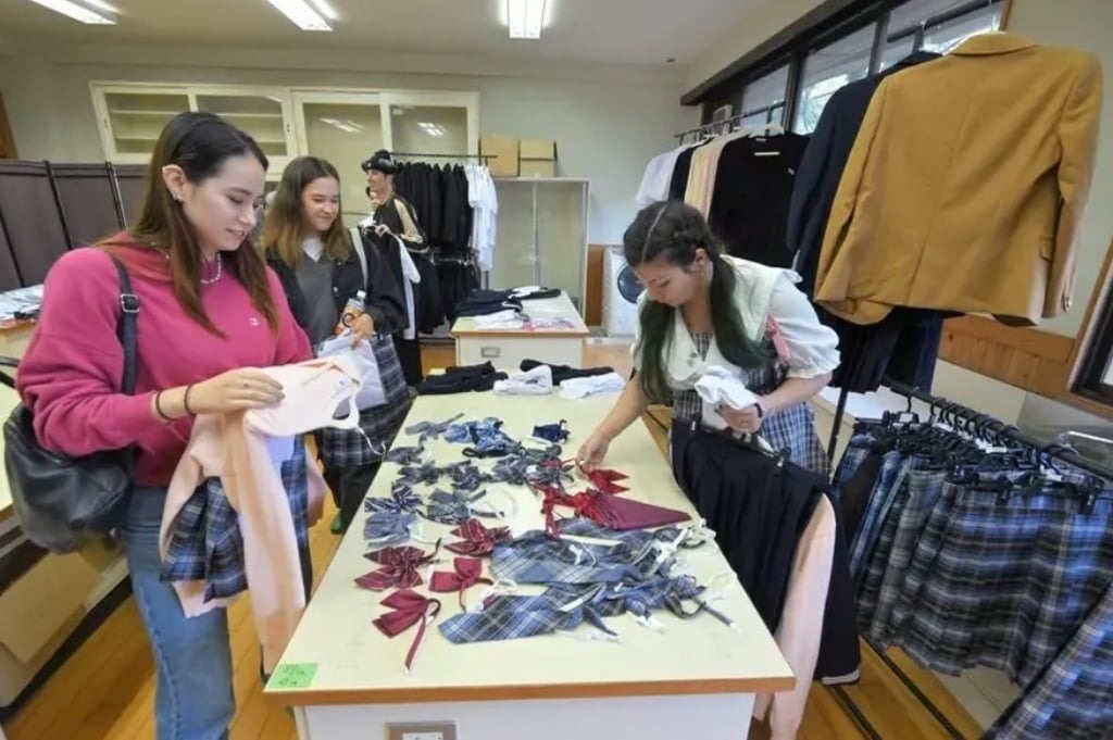 הוציאו 5 מיליון דונג וייטנאמי כדי להיות סטודנט ליום אחד ביפן - 1 Chi 5 triệu đồng để được làm học sinh trong một ngày ở Nhật Bản - 1