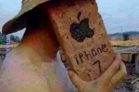 Cười "bể bụng" với loạt ảnh chế iPhone 7 và các sản phẩm mới ra mắt của Apple