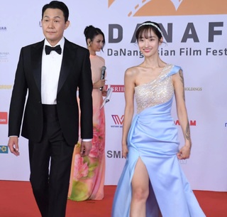 Lan Hương "Em bé Hà Nội" và dàn nghệ sĩ gạo cội hội tụ ở thảm đỏ DANAFF III - 5