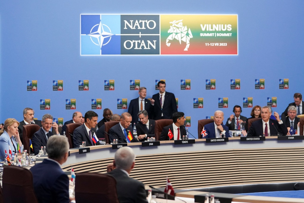 NATO chỉ trích Trung Quốc, Bắc Kinh đáp trả cứng rắn - 1 NATO chỉ trích Trung Quốc, Bắc Kinh đáp trả cứng rắn - 1