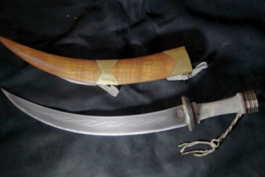 Dao Tây Tạng có gì đặc biệt mà giá đắt ngang với một ngôi nhà?