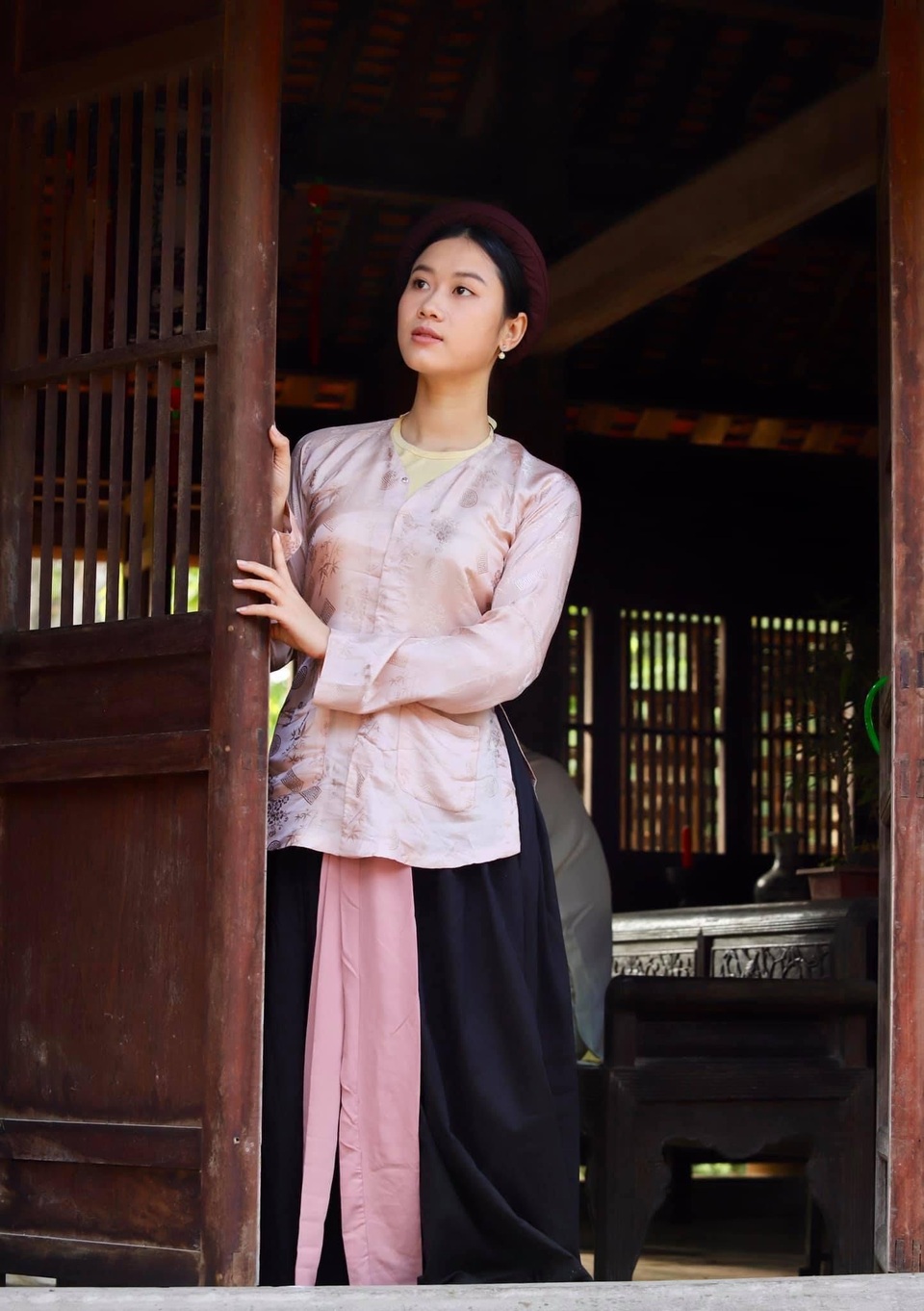 Nữ MC xinh đẹp đoạt giải thưởng Diễn viên Quốc tế xuất sắc nhất - 4 Nữ MC xinh đẹp đoạt giải thưởng Diễn viên Quốc tế xuất sắc nhất - 4