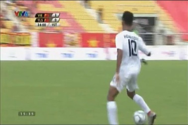 U22 Việt Nam - U22 Đông Timor: Phút 35, Minh Long cứu thua xuất sắc