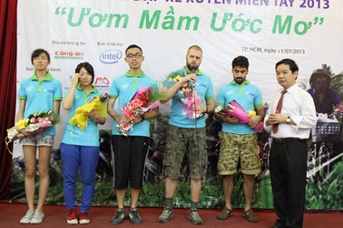 Hành trình đạp xe xuyên miền Tây 2013