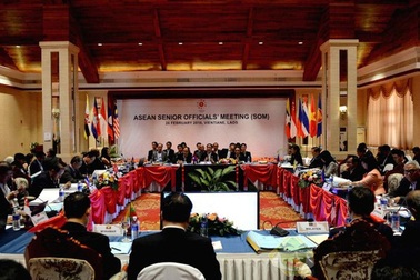 Trung Quốc tự cô lập