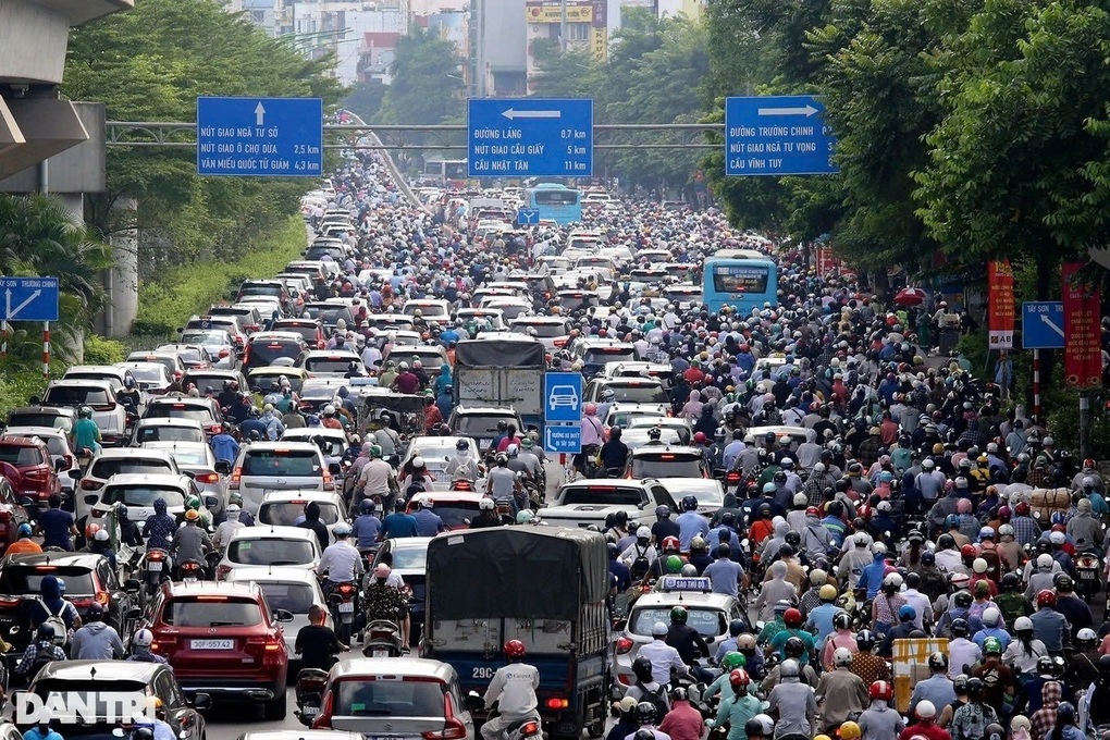 Hàng triệu xe máy cũ làm suy giảm chất lượng không khí ở Hà Nội - 2 Hàng triệu xe máy cũ làm suy giảm chất lượng không khí ở Hà Nội - 2