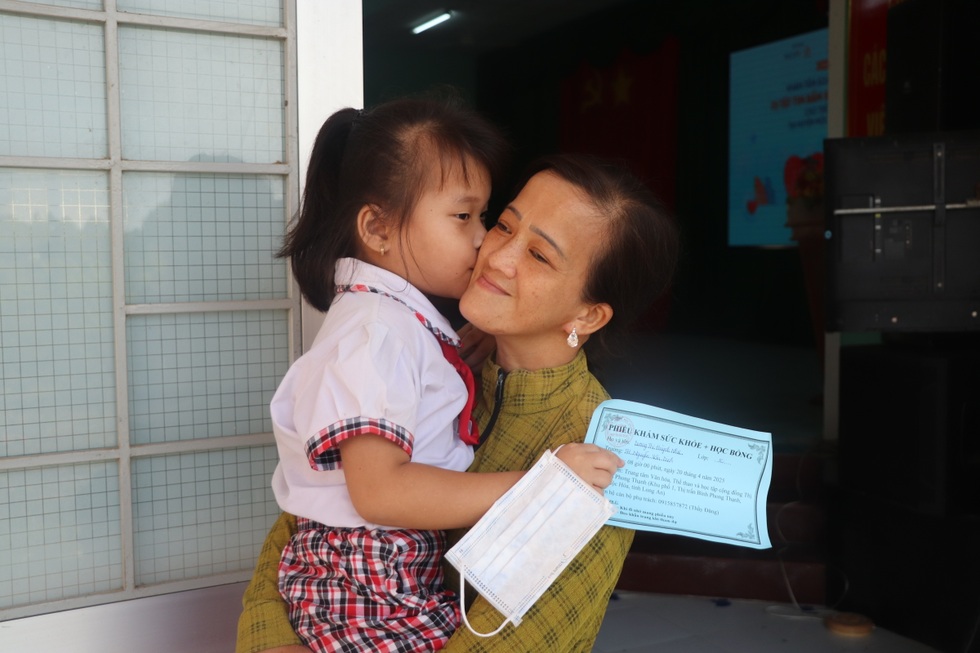 Báo Dân trí tổ chức tầm soát dị tật tim bẩm sinh miễn phí cho 1.000 trẻ em - 8 Báo Dân trí tổ chức tầm soát dị tật tim bẩm sinh miễn phí cho 1.000 trẻ em - 8