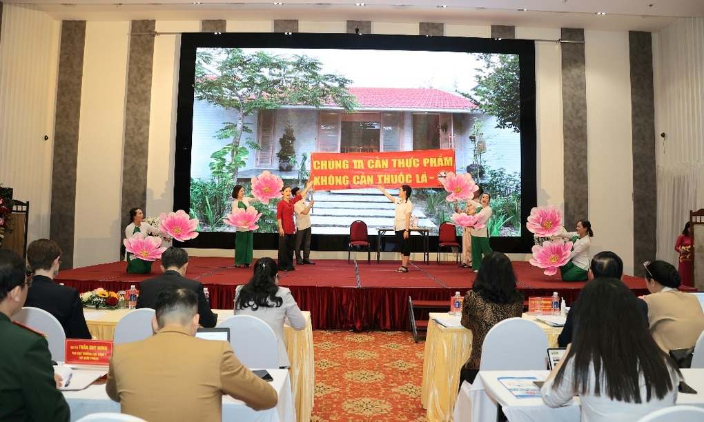 Giảm tỷ lệ sử dụng thuốc lá ở người trưởng thành, thanh thiếu niên - 1 Giảm tỷ lệ sử dụng thuốc lá ở người trưởng thành, thanh thiếu niên - 1