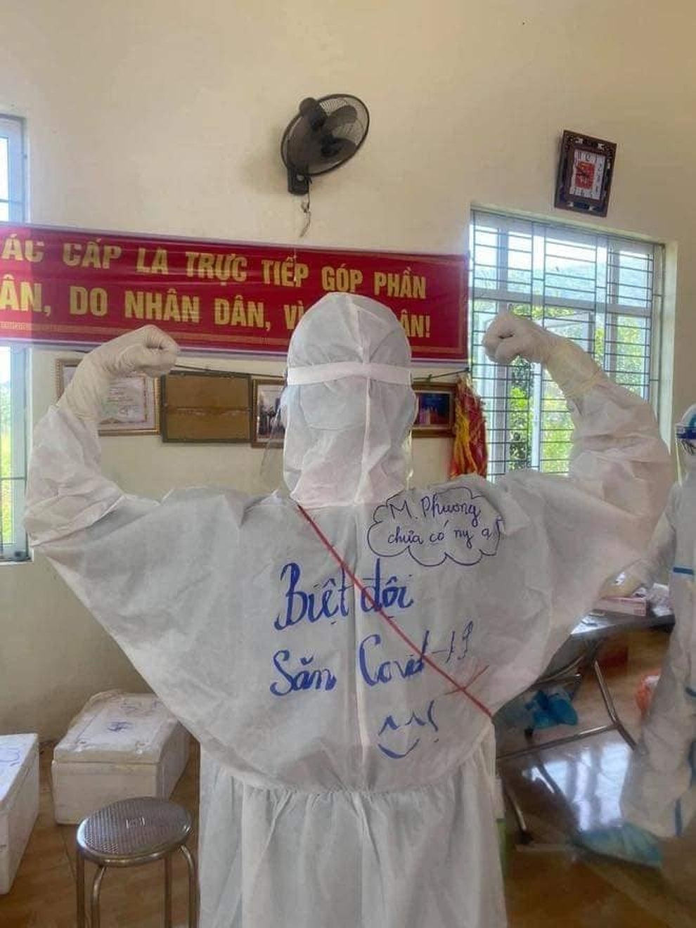 Những câu chuyện cảm động trong cuộc chiến chống dịch gây sốt dân mạng - 2