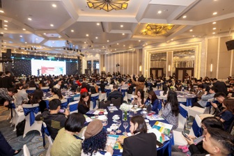 Izumi Canaria ghi điểm với giới tinh hoa Hà thành nhờ phong cách sống nghỉ dưỡng ven sông