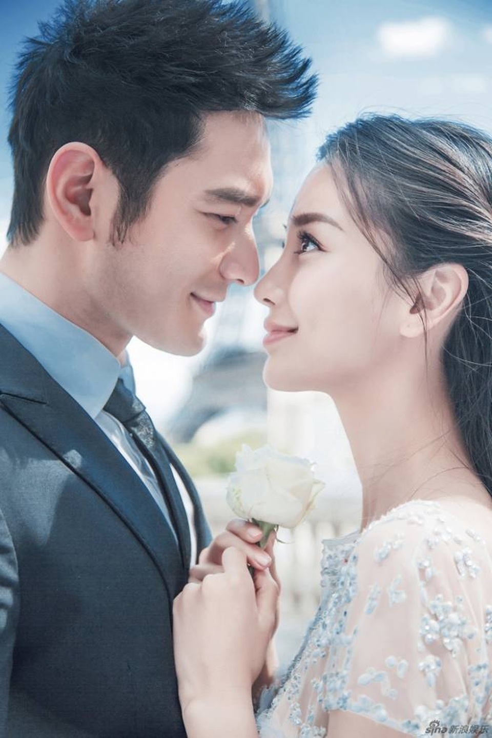 Cộng đồng mạng lại tìm bằng chứng Huỳnh Hiểu Minh và Angelababy ly hôn - 4 Cộng đồng mạng lại tìm bằng chứng Huỳnh Hiểu Minh và Angelababy ly hôn - 4