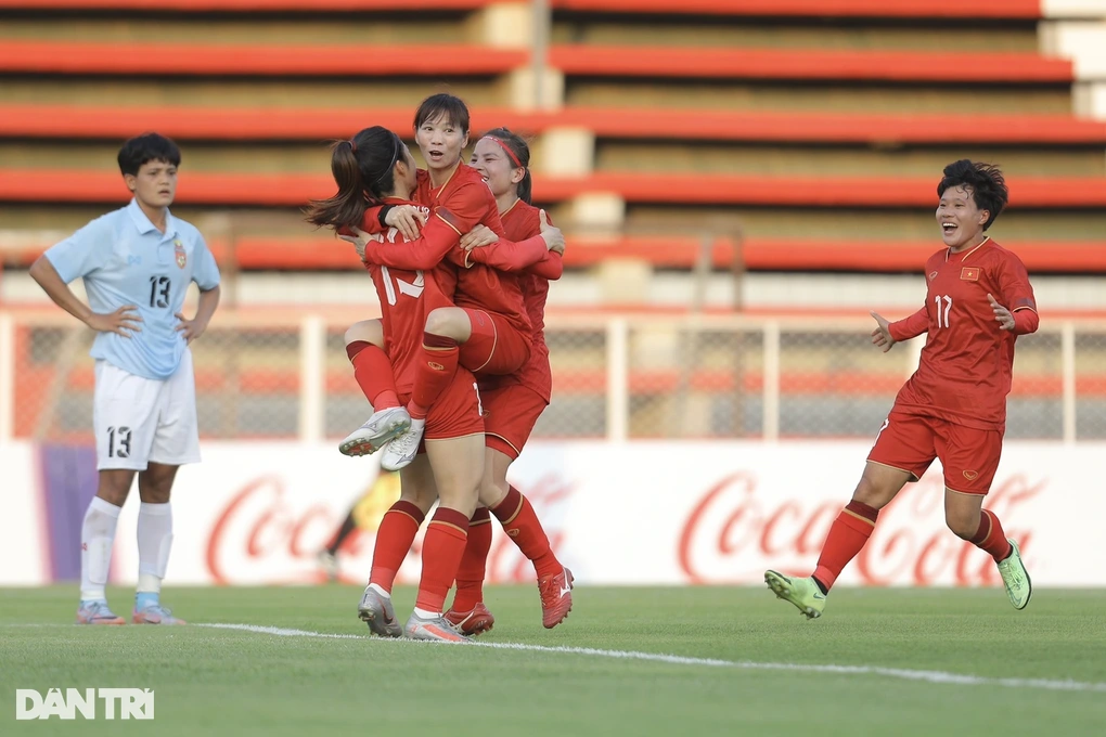 Huỳnh Như tỏa sáng, tuyển nữ Việt Nam lần thứ 8 giành HCV SEA Games - 3 Huỳnh Như tỏa sáng, tuyển nữ Việt Nam lần thứ 8 giành HCV SEA Games - 3