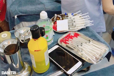 Tiêm filler làm đẹp giống thần tượng: Người mù mắt, người lệch cằm