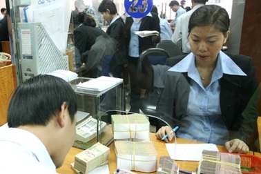 Vẫn đua xé rào lãi suất