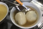 Quán bánh trôi tàu "bác Phạm Bằng" ở Hà Nội mở cửa trở lại sau 6 tháng đóng