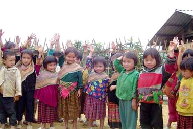 Những nông dân nghèo hiến đất xây trường 