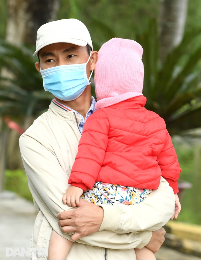 Đoàn 400 tấm gương sáng thầm lặng vì cộng đồng vào Lăng viếng Bác - 26 Đoàn 400 tấm gương sáng thầm lặng vì cộng đồng vào Lăng viếng Bác - 26