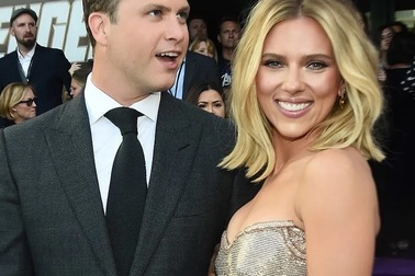 Scarlett Johansson đã đính hôn