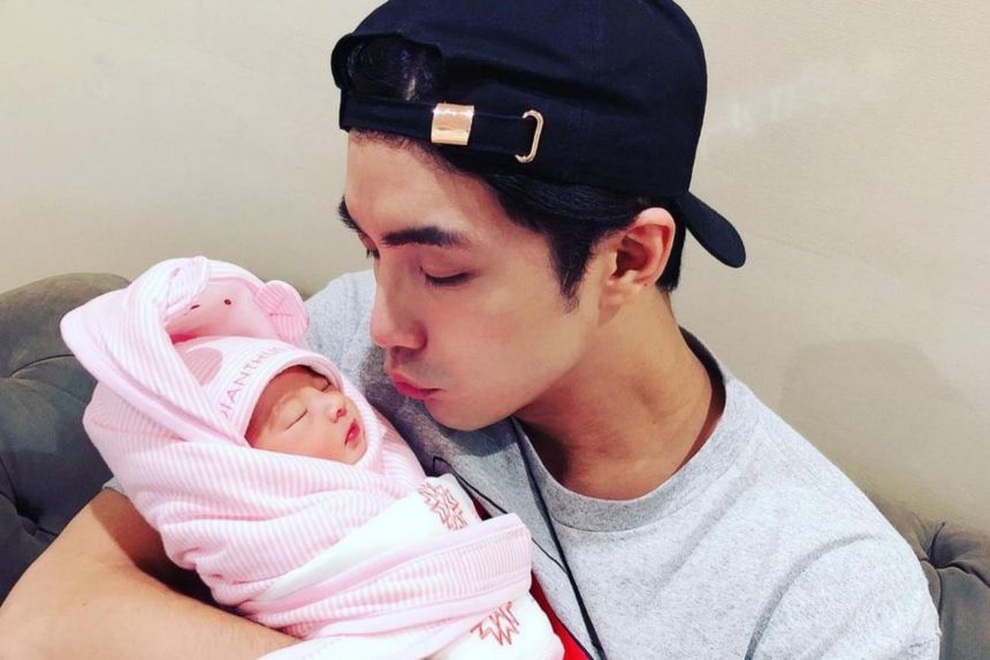 Nam diễn viên Hạ Quân Tường phải xin lỗi vì ẩn ý không muốn sinh con gái - 1 Nam diễn viên Hạ Quân Tường phải xin lỗi vì ẩn ý không muốn sinh con gái - 1