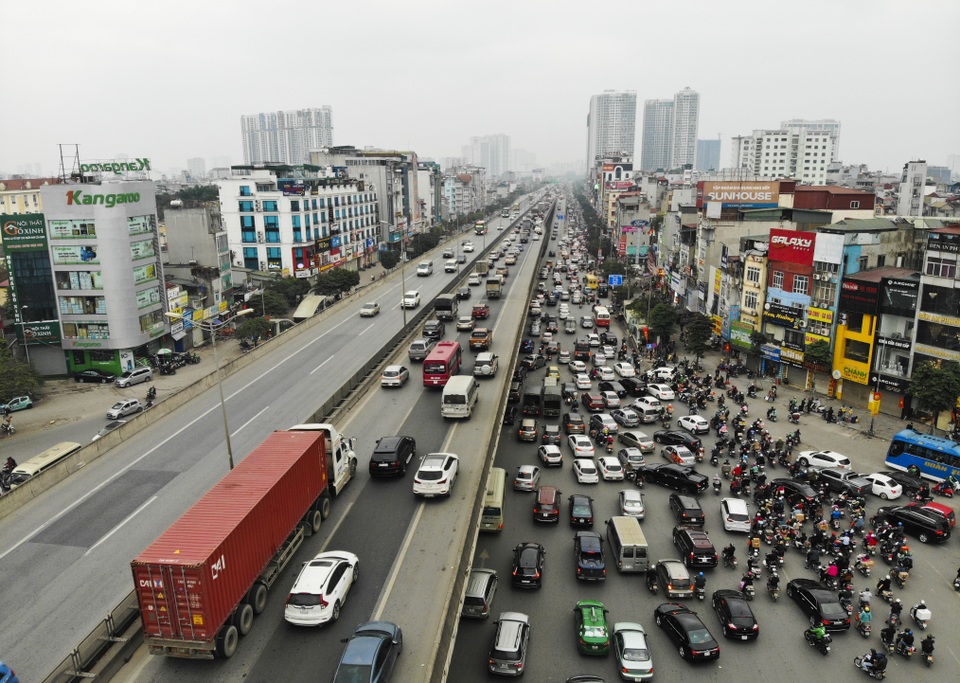 Giao thông kẹt cứng tại cửa ngõ Thủ đô - 1 Giao thông kẹt cứng tại cửa ngõ Thủ đô - 1