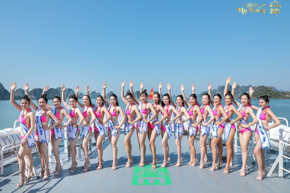 “Người đẹp Hạ Long” 2020 nhận vương miện trị giá 1 tỷ đồng - 8 “Người đẹp Hạ Long” 2020 nhận vương miện trị giá 1 tỷ đồng - 8