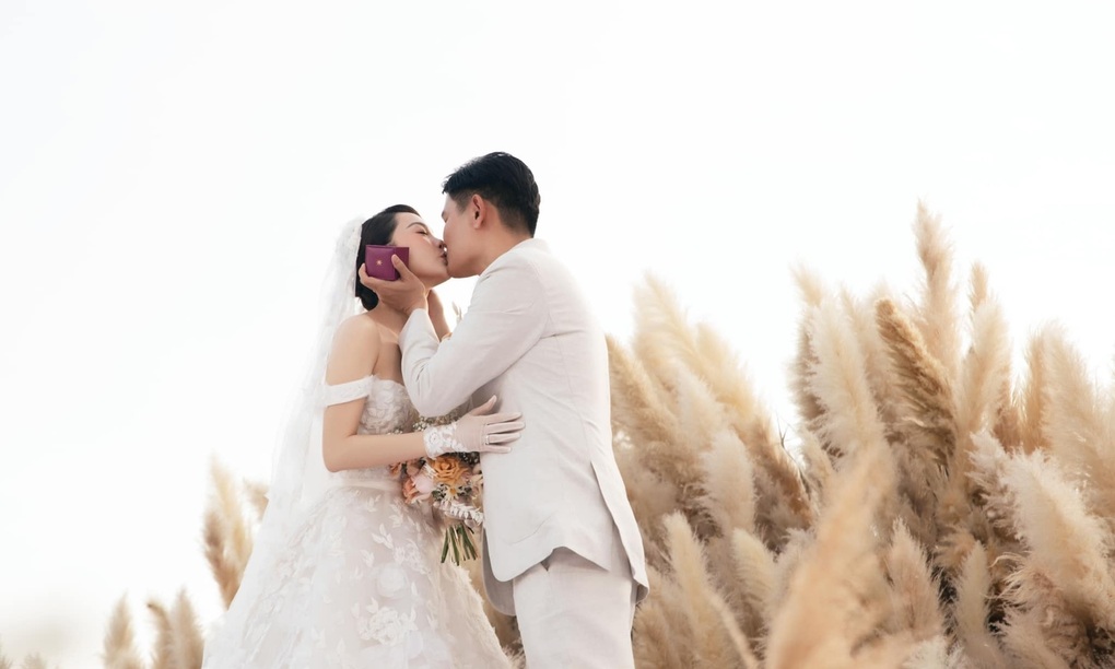 Minh Hằng: Quá khứ cơ cực đến lễ cưới xa hoa, thụ tinh ống nghiệm để có con - 3 Minh Hằng: Quá khứ cơ cực đến lễ cưới xa hoa, thụ tinh ống nghiệm để có con - 3