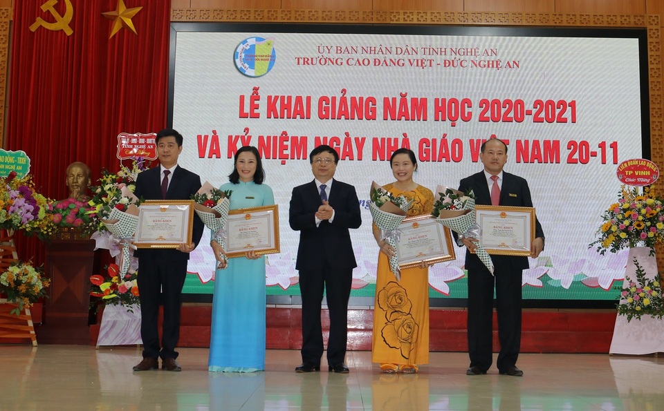 Trường Cao đẳng Việt Đức tuyển sinh vượt chỉ tiêu đề ra - 2 Trường Cao đẳng Việt Đức tuyển sinh vượt chỉ tiêu đề ra - 2