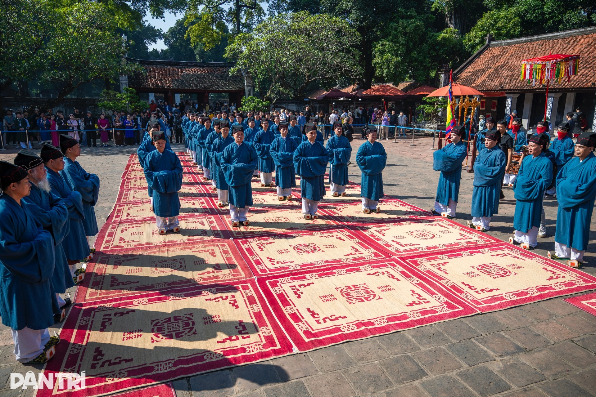 Trang trọng Lễ tế Khổng Tử tại Văn Miếu - Quốc Tử Giám - 12 Trang trọng Lễ tế Khổng Tử tại Văn Miếu - Quốc Tử Giám - 12