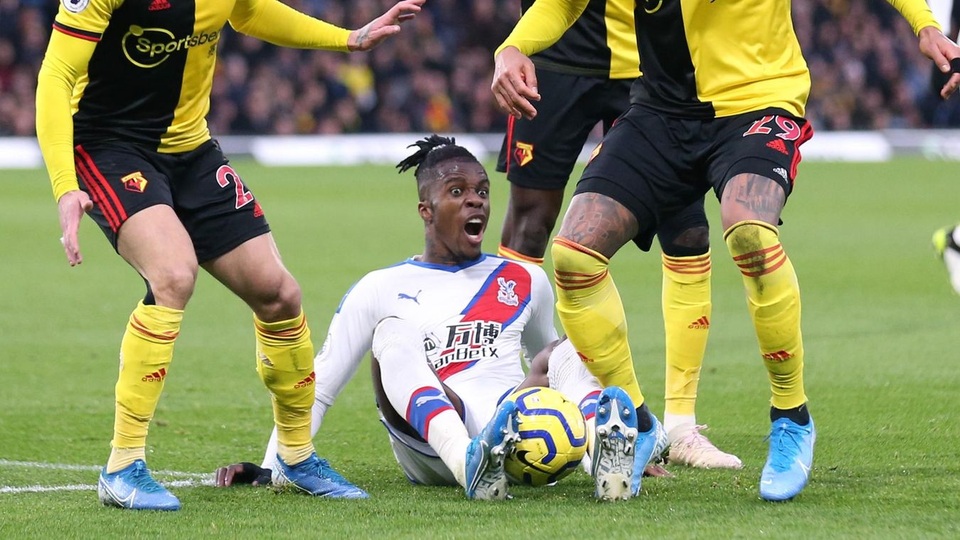 Những khoảnh khắc ấn tượng nhất Premier League 2019/20 - 24 Những khoảnh khắc ấn tượng nhất Premier League 2019/20 - 24