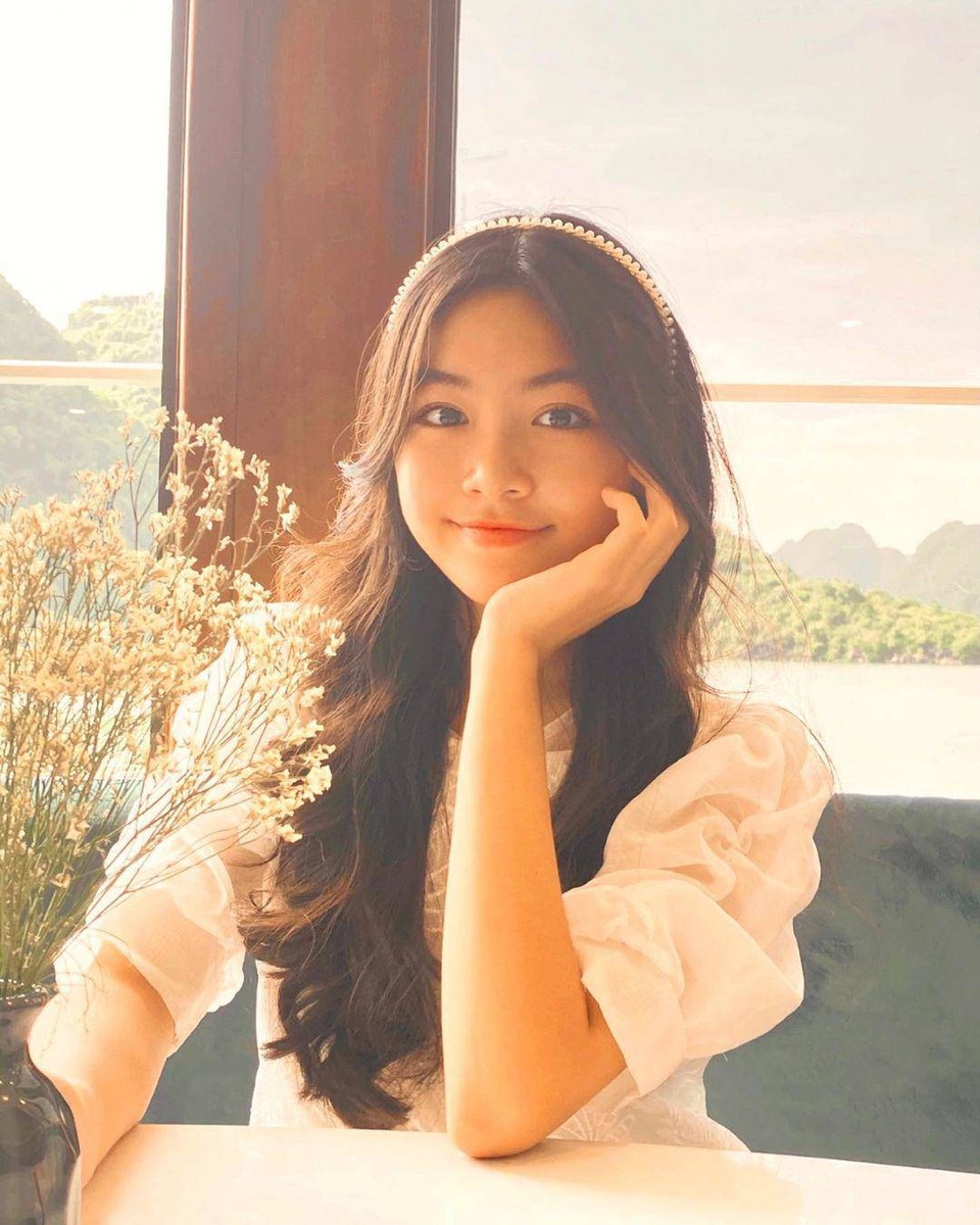 Con gái Quyền Linh cao vượt ba, càng lớn càng xinh đẹp - 3 Con gái Quyền Linh cao vượt ba, càng lớn càng xinh đẹp - 3