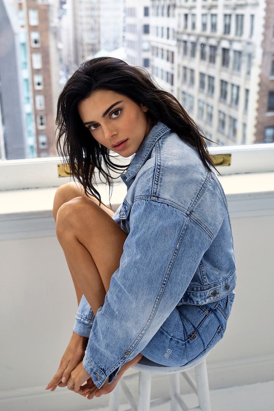 Kendall Jenner: Nhan sắc kiêu sa nhất trong các chị em nhà Kardashian - 7 Kendall Jenner: Nhan sắc kiêu sa nhất trong các chị em nhà Kardashian - 7