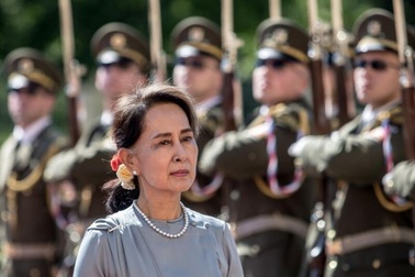 Cố vấn nhà nước Myanmar Suu Kyi bị tuyên án 4 năm tù