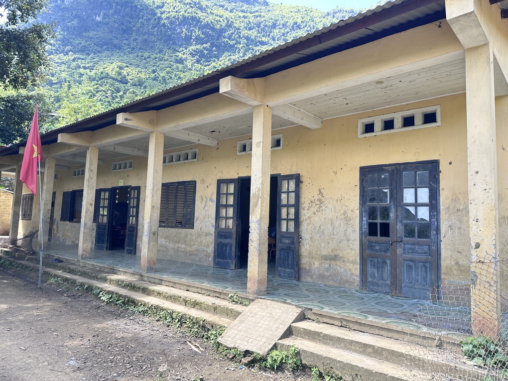 Uniqlo khởi động Tuần lễ cảm ơn, góp một phần doanh thu xây dựng hai điểm trường - 4 Uniqlo khởi động Tuần lễ cảm ơn, góp một phần doanh thu xây dựng hai điểm trường - 4