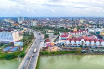 Trước tin sáp nhập, địa phương chấn chỉnh kỷ cương, "nắn" chuyện né việc