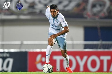 Đội bóng của Xuân Trường bất ngờ chia tay chân sút số 1