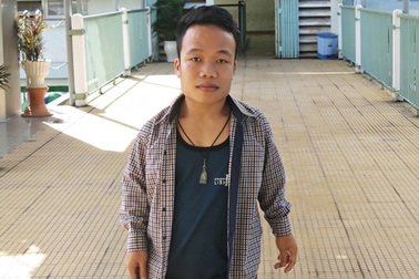 Chàng sinh viên tí hon mơ ước được đi du học