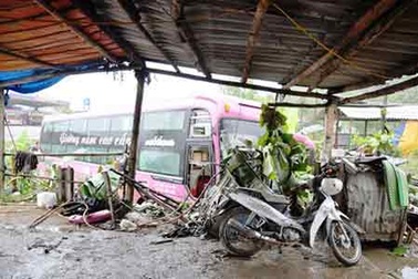 Xe giường nằm: Nên chăng quản không được thì cấm?