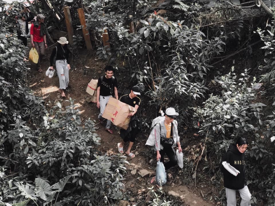 Gặp thủ lĩnh thanh niên 9X đam mê làm thiện nguyện - 6 Gặp thủ lĩnh thanh niên 9X đam mê làm thiện nguyện - 6
