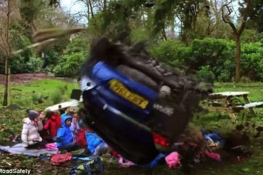 Phim an toàn giao thông bị chiếu hạn chế vì “quá đáng sợ”