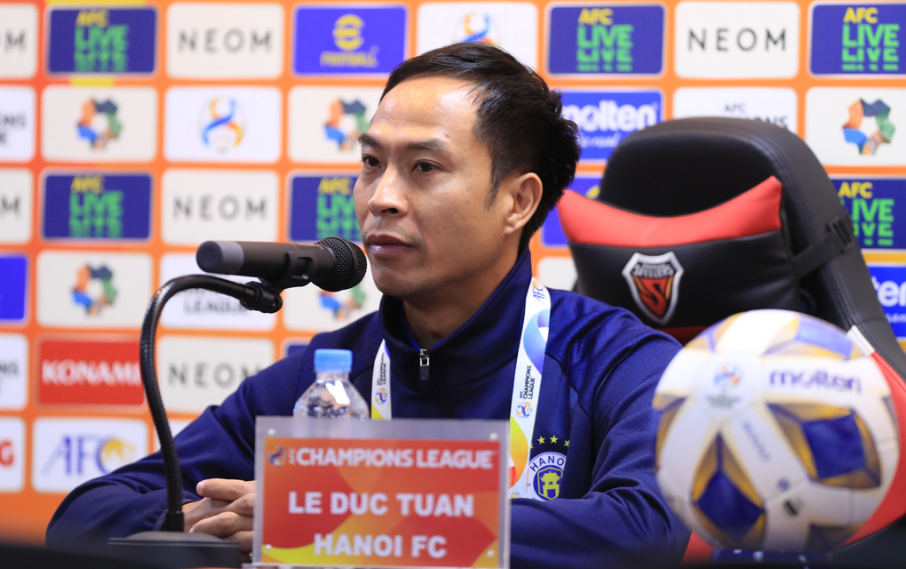 Phạm Xuân Mạnh: Hà Nội FC quyết tâm giành điểm tại Hàn Quốc - 2 Phạm Xuân Mạnh: Hà Nội FC quyết tâm giành điểm tại Hàn Quốc - 2