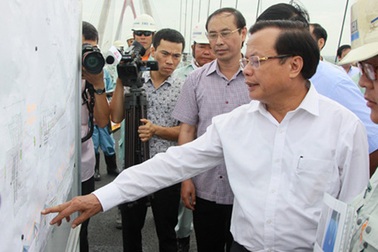 Việc đổi tên cầu Nhật Tân cần làm đúng quy trình