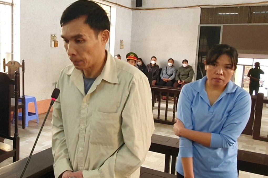 Mang 5 sổ đỏ giả đi thế chấp vay tiền, đôi vợ chồng lĩnh 34 năm tù - 1 Mang 5 sổ đỏ giả đi thế chấp vay tiền, đôi vợ chồng lĩnh 34 năm tù - 1