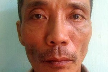 Vờ làm lão nông đi… cướp tiệm vàng