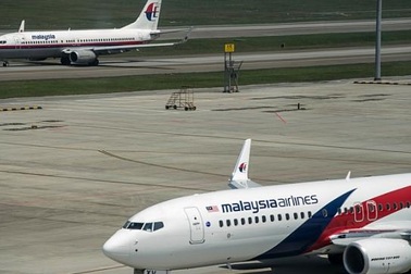 Máy bay Malaysia Airlines suýt va chạm ở Úc