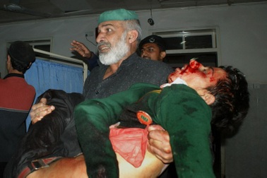 Vụ thảm sát trường học tại Pakistan: 141 người thiệt mạng